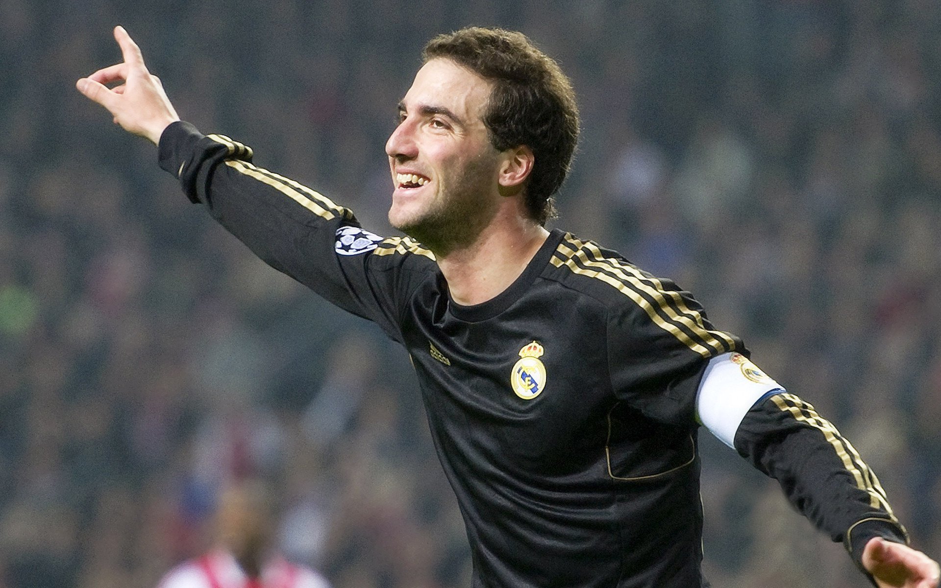 混合泳德国健将再创个人最佳,混合泳夺冠