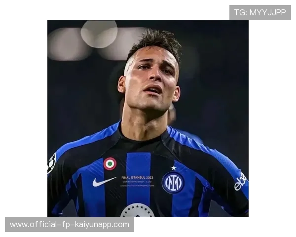 劳塔罗连续跑位撕裂防守，国际米兰前场压力巨大